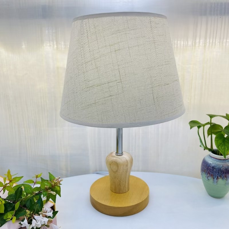Creative LED Solid Wood Fabric Table Lamp